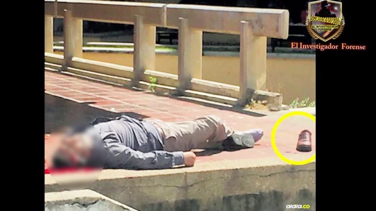 porque cuando las personas mueren se les salen los zapatos