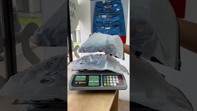 cuanto pesan unos pantalones vaqueros